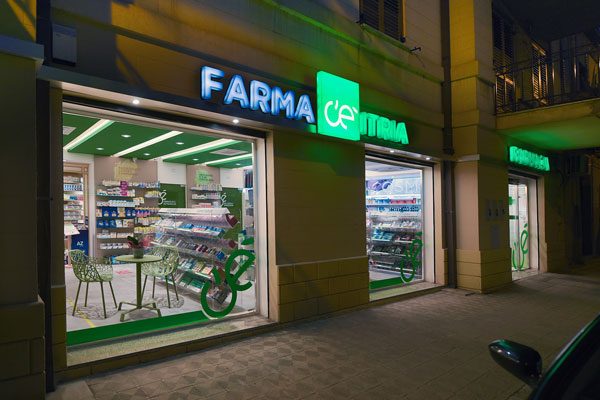 Pharmacy shop windows design