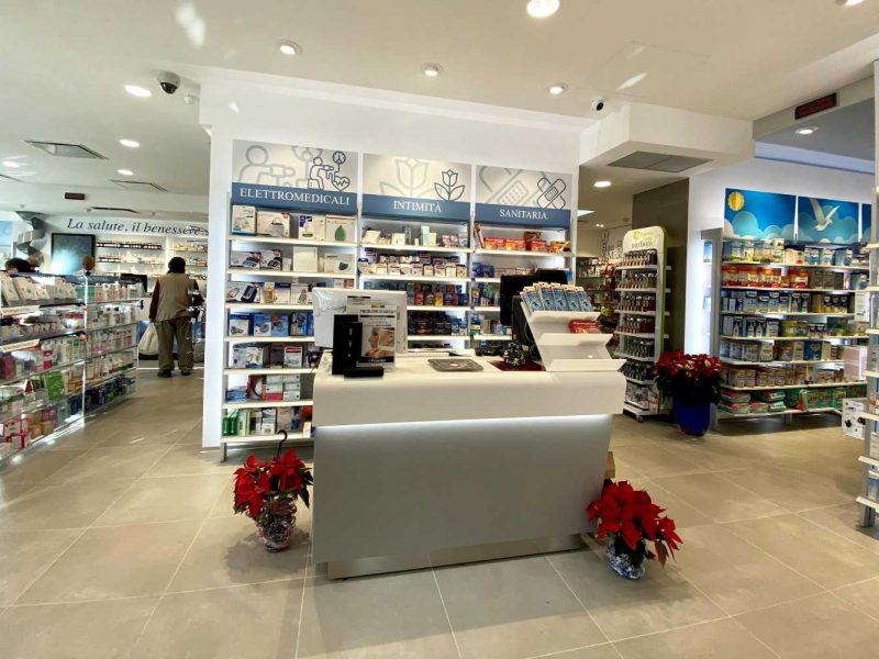 Arredamenti farmacie Napoli