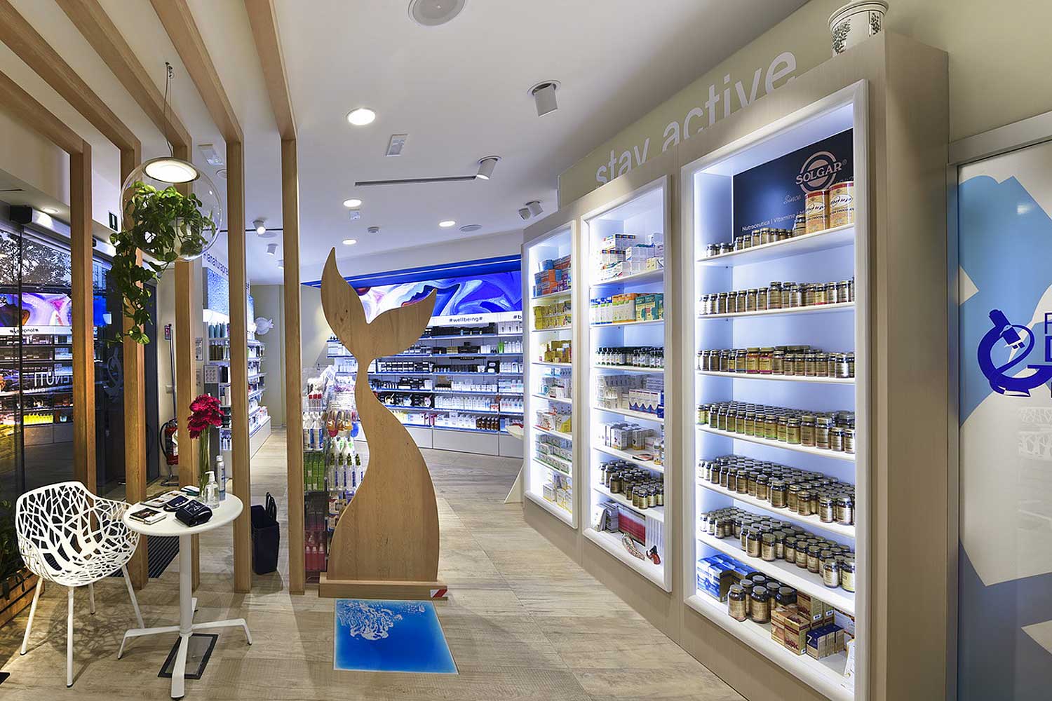 Arredo farmacia Moderna