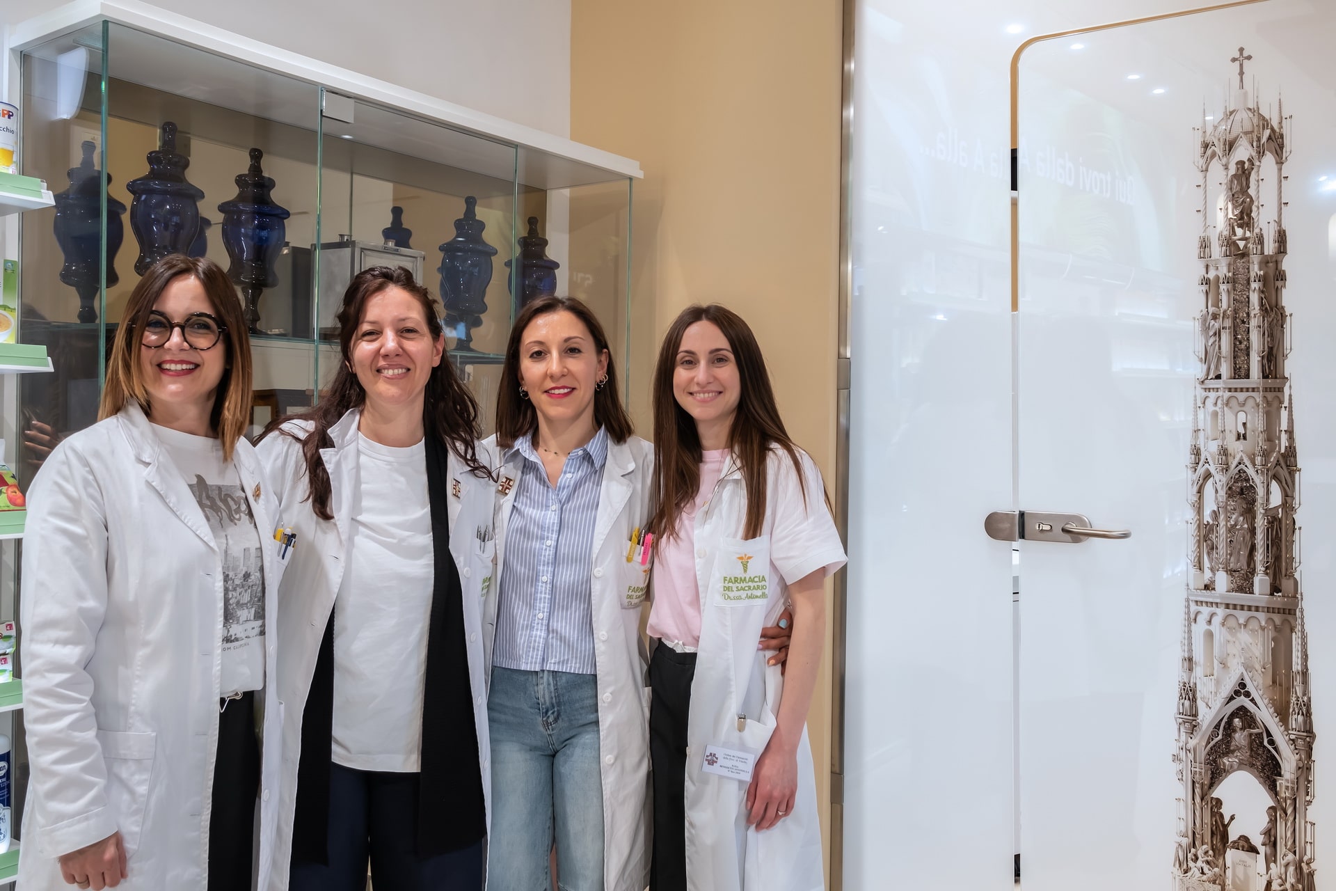 pharmacy-sacrario-professional-team