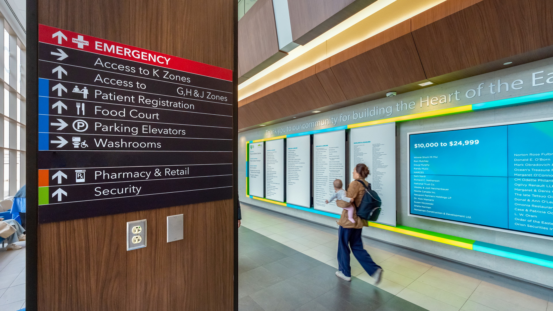 pharmasave-hospital-pharmacy-toronto-hospital-wayfinding-signage