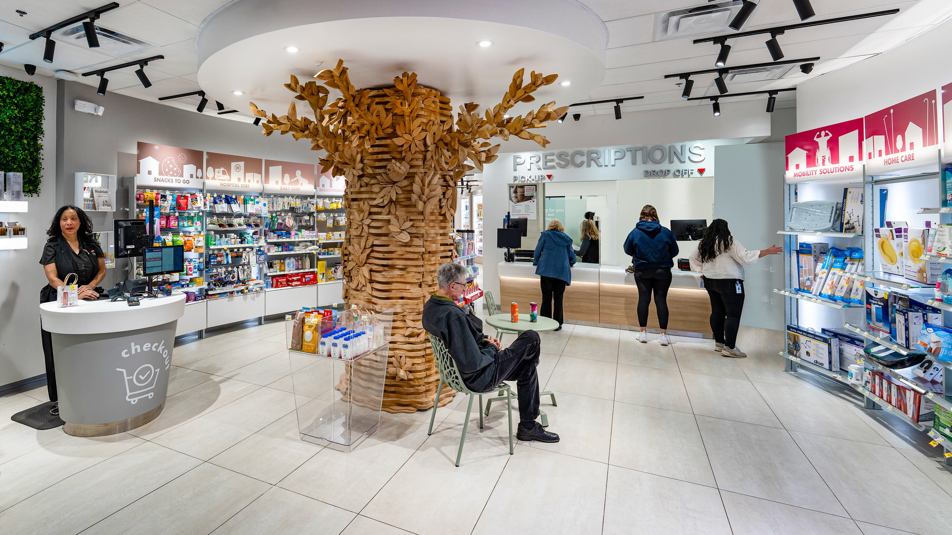pharmasave-hospital-pharmacy-toronto-interior-waiting-area