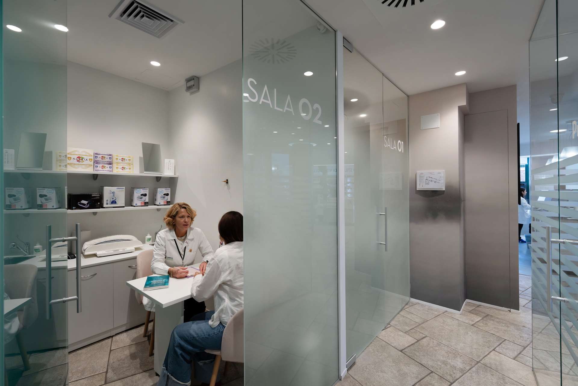 pharmacy-zucca-private-health-consultation
